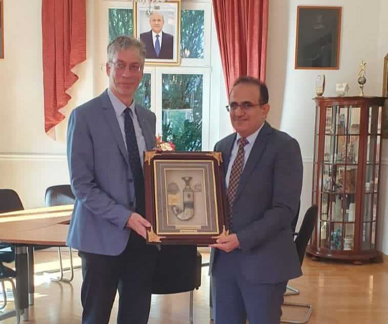 وزير الصحة يبحث مع جامعة ابرلكون الألمانية تعزيز التعاون الثنائي في المجال الصحي